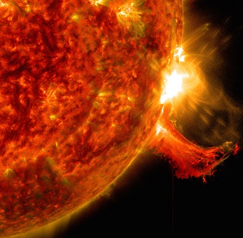 Éruption solaire observée en octobre 2014 par le Solar Dynamics Observatory de la Nasa. 