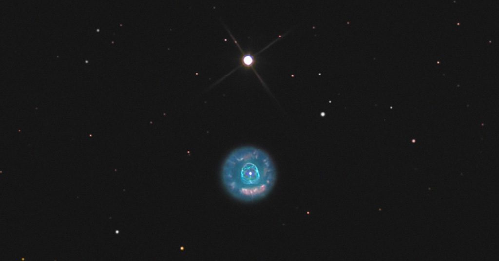 Photo de la nébuleuse planétaire du Clown, NGC2392.