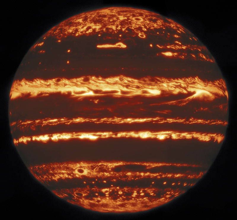 Image montrant l'atmosphère de la planète Jupiter saisie en lumière infrarouge depuis le télescope Gemini à Hawaï. 