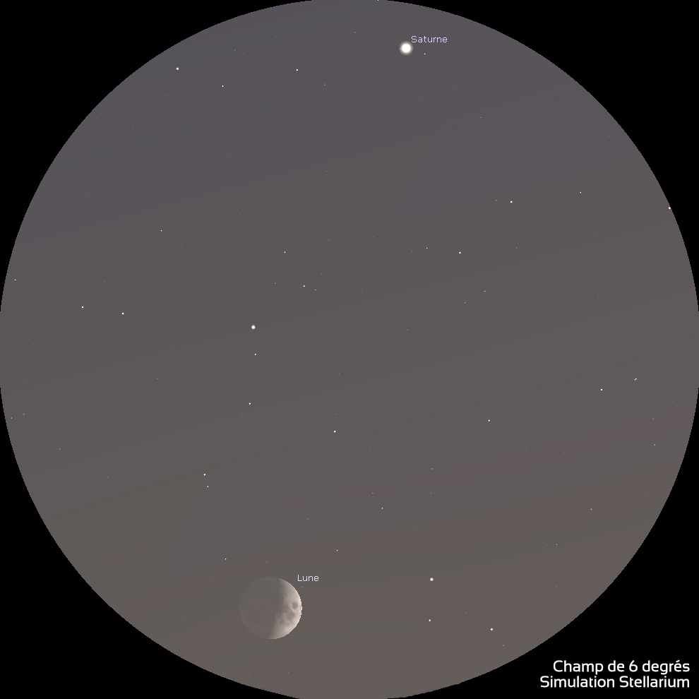 Illustration montrant le champ d'une paire de jumelles 10x50, avec Saturne en haut et le croissant de lune en bas du champ.