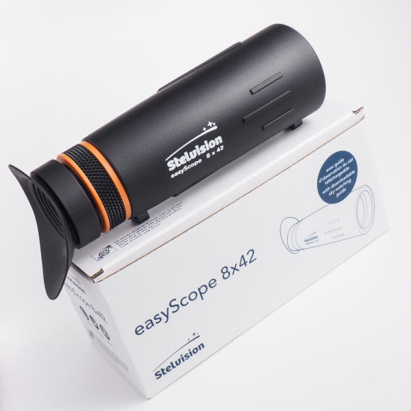 photo monoculaire easyScope sur sa boîte