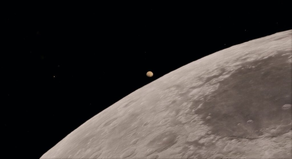 Illustration de l'occultation de Mars par la Lune du 16 novembre 2018.