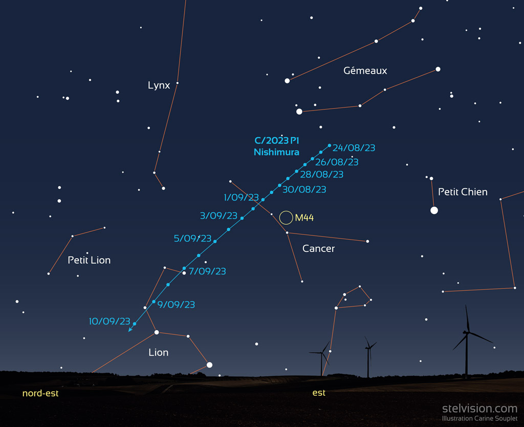 Carte montrant la trajectoire de la comète Nishimura dans les constellations du Cancer et du Lion. La trajectoire de la comète est en bleu, le ciel est encore nocturne, la comète s'abaisse de jour en jour vers l'horizon, elle va de en haut à droite de la carte vers en bas à gauche.