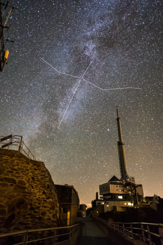Photo de la constellation du Cygne traversée par la Voie lactée, à l’observatoire du pic du Midi. Photo : Gérard Bauza