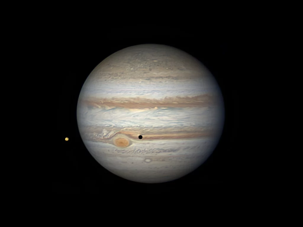 Photo Jupiter, sa GTR, Io et son Ombre