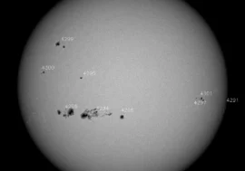 photo du Soleil, par SOHO, 4 décembre 2025