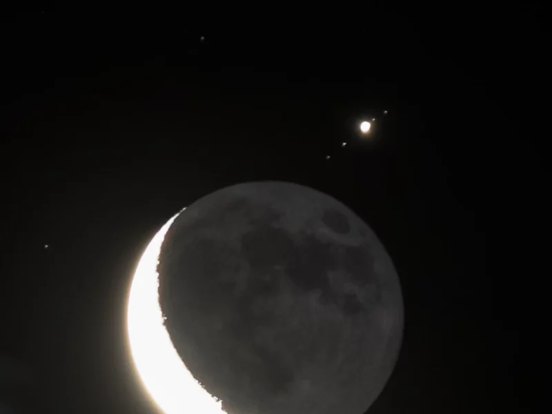 Les satellites de Jupiter aux jumelles