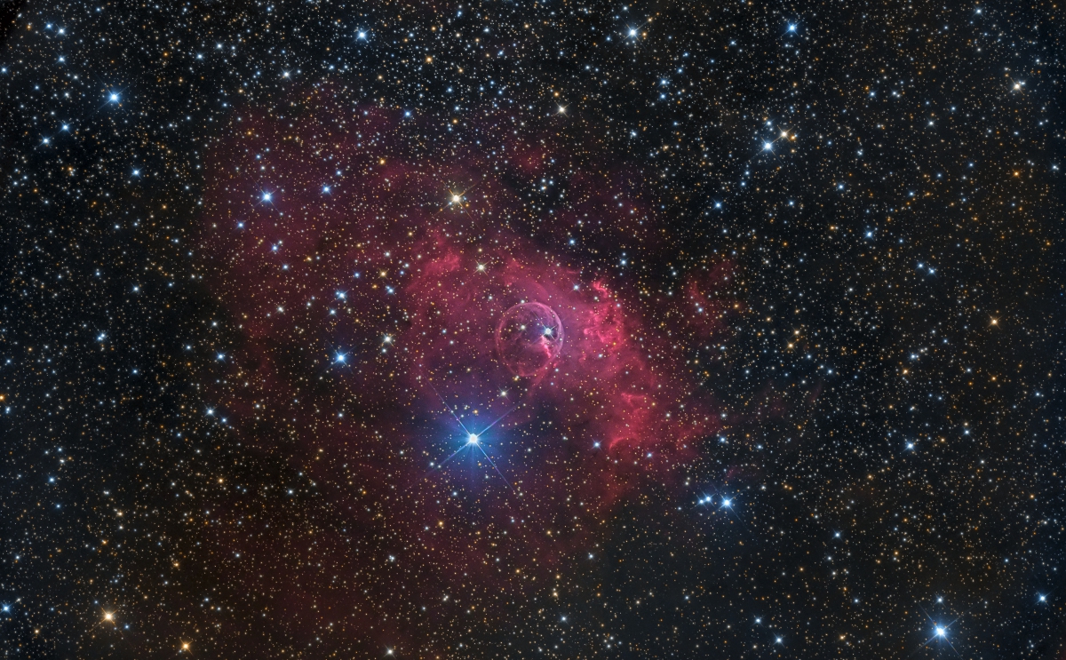 Nebuleuse de la Bulle , NGC 7635, dans la COnstellation de Cassiopée
